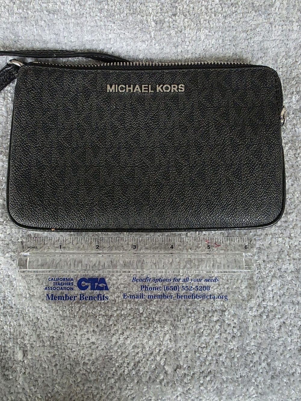 Michael Kors Wristlet - Picture 3 of 4